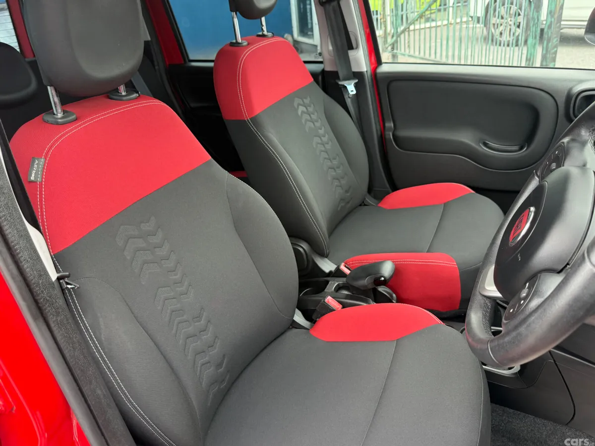 Fiat 500 Hatchback, Petrol, 2017, Red