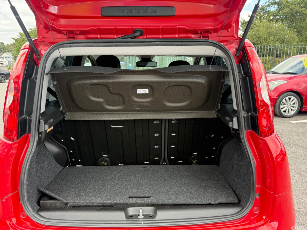 Fiat 500 Hatchback, Petrol, 2017, Red