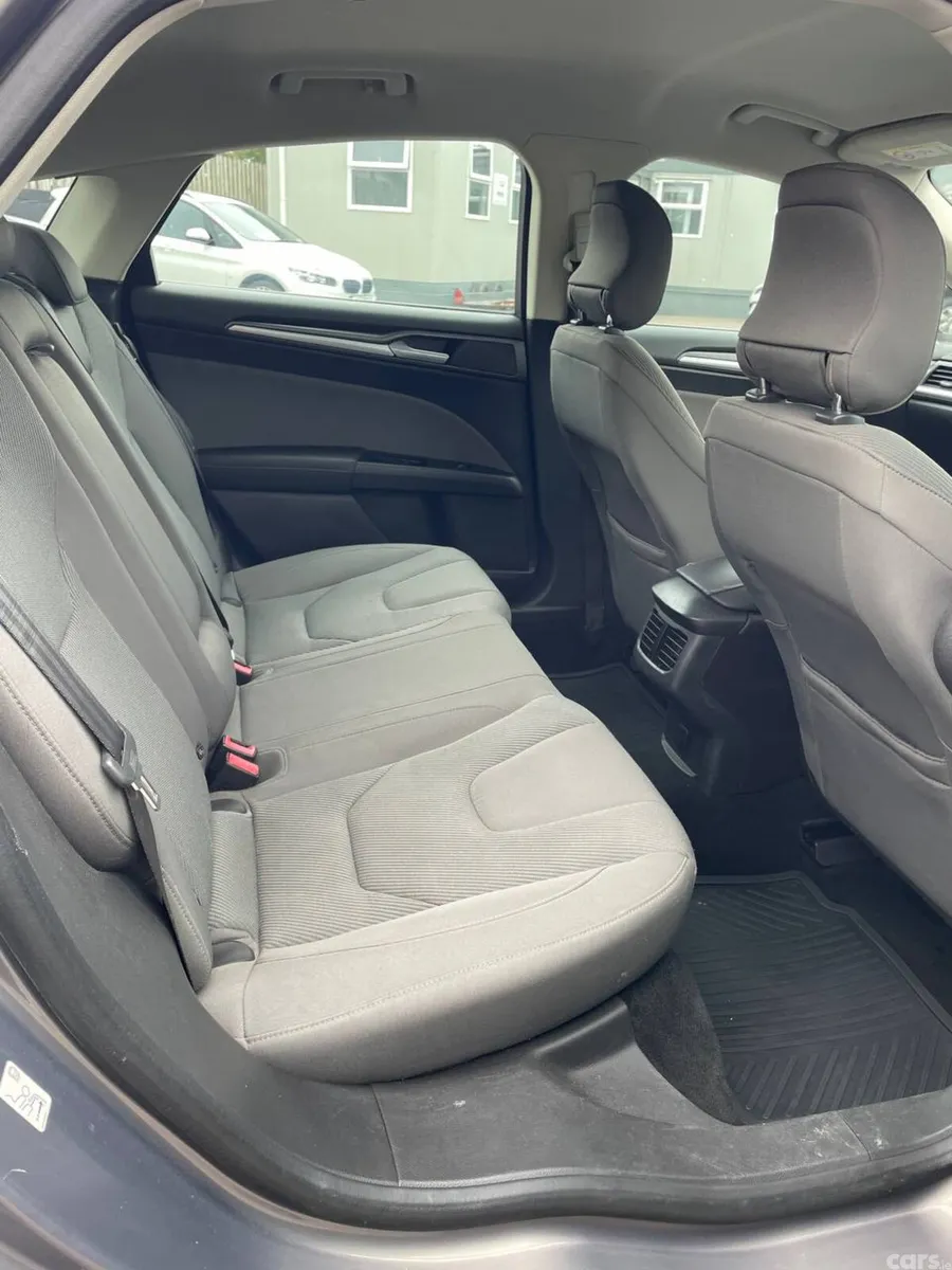Ford Mondeo Hatchback, Petrol, 2015, Brown