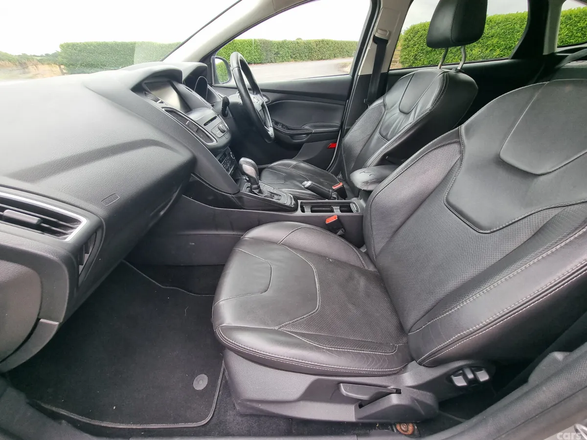 Ford Focus Hatchback, Diesel, 2015, Silver
