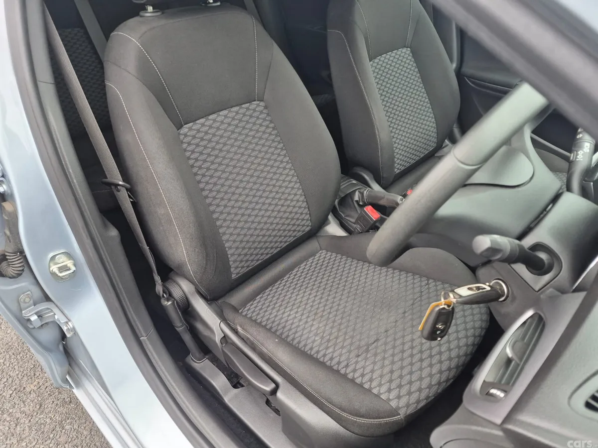Opel Astra Hatchback, Petrol, 2016, Silver
