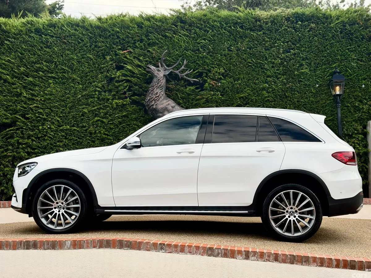 Mercedes-Benz GLC SUV, Diesel Plug-in Hybrid, 2022, White