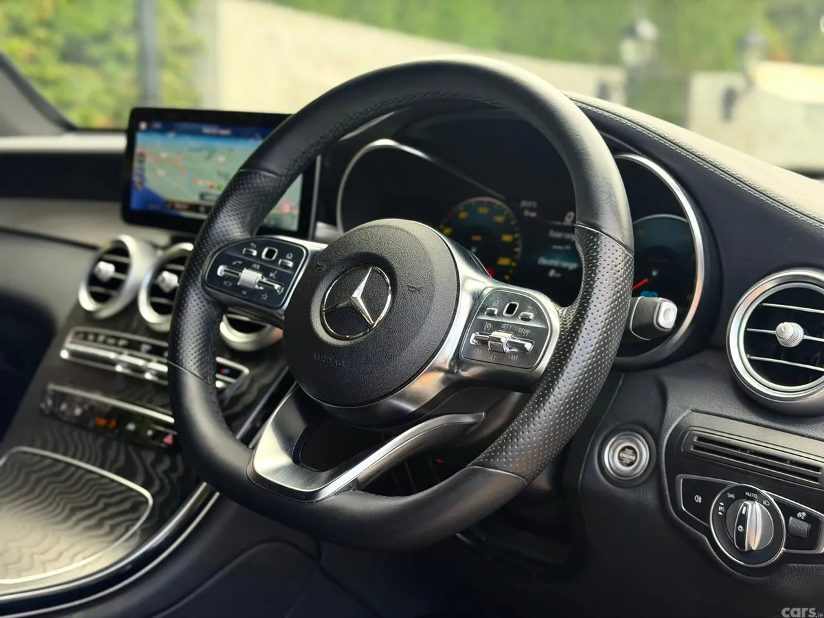 Mercedes-Benz GLC SUV, Diesel Plug-in Hybrid, 2022, White