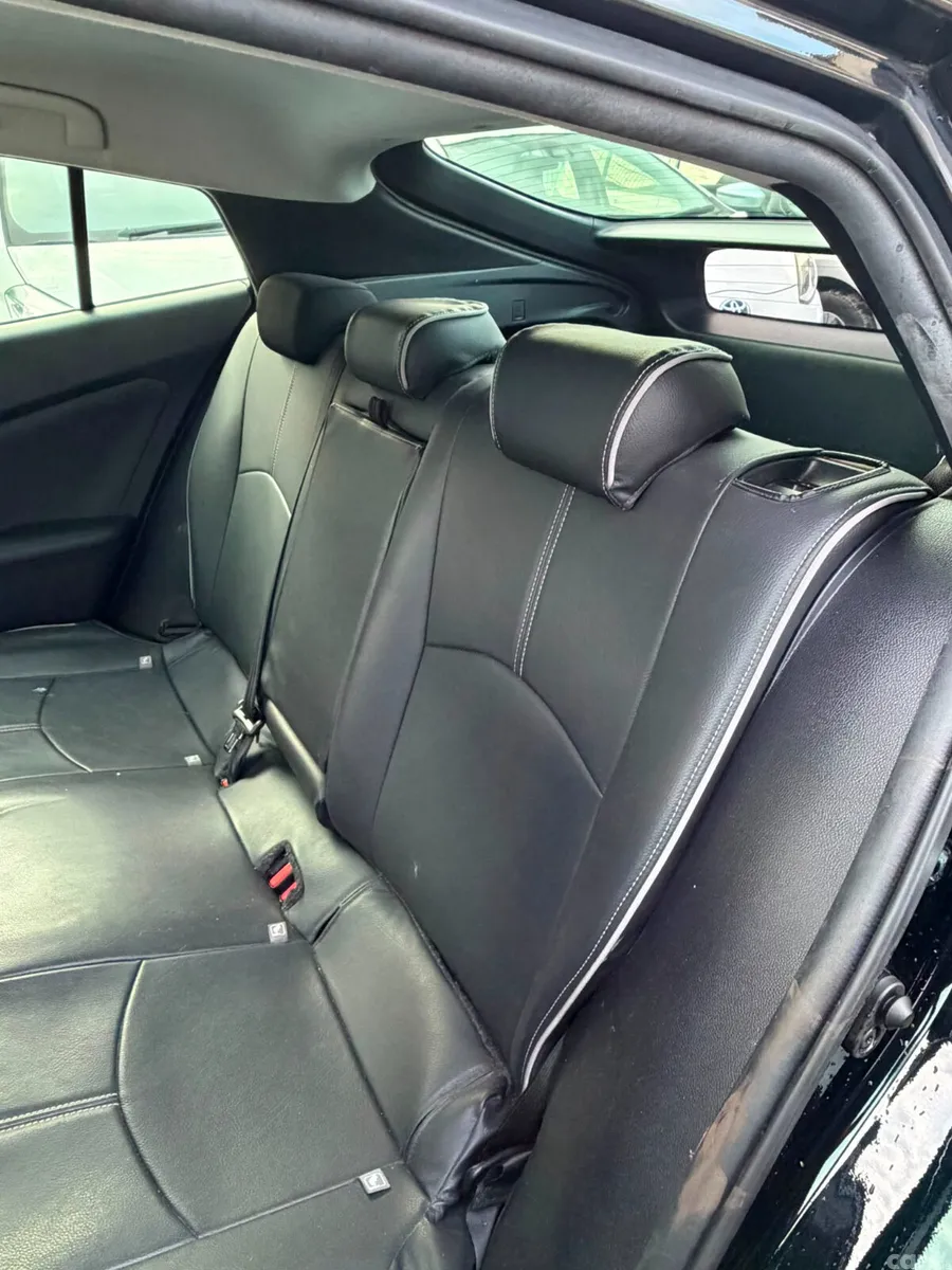 Toyota Prius Saloon, Petrol Hybrid, 2021, Black