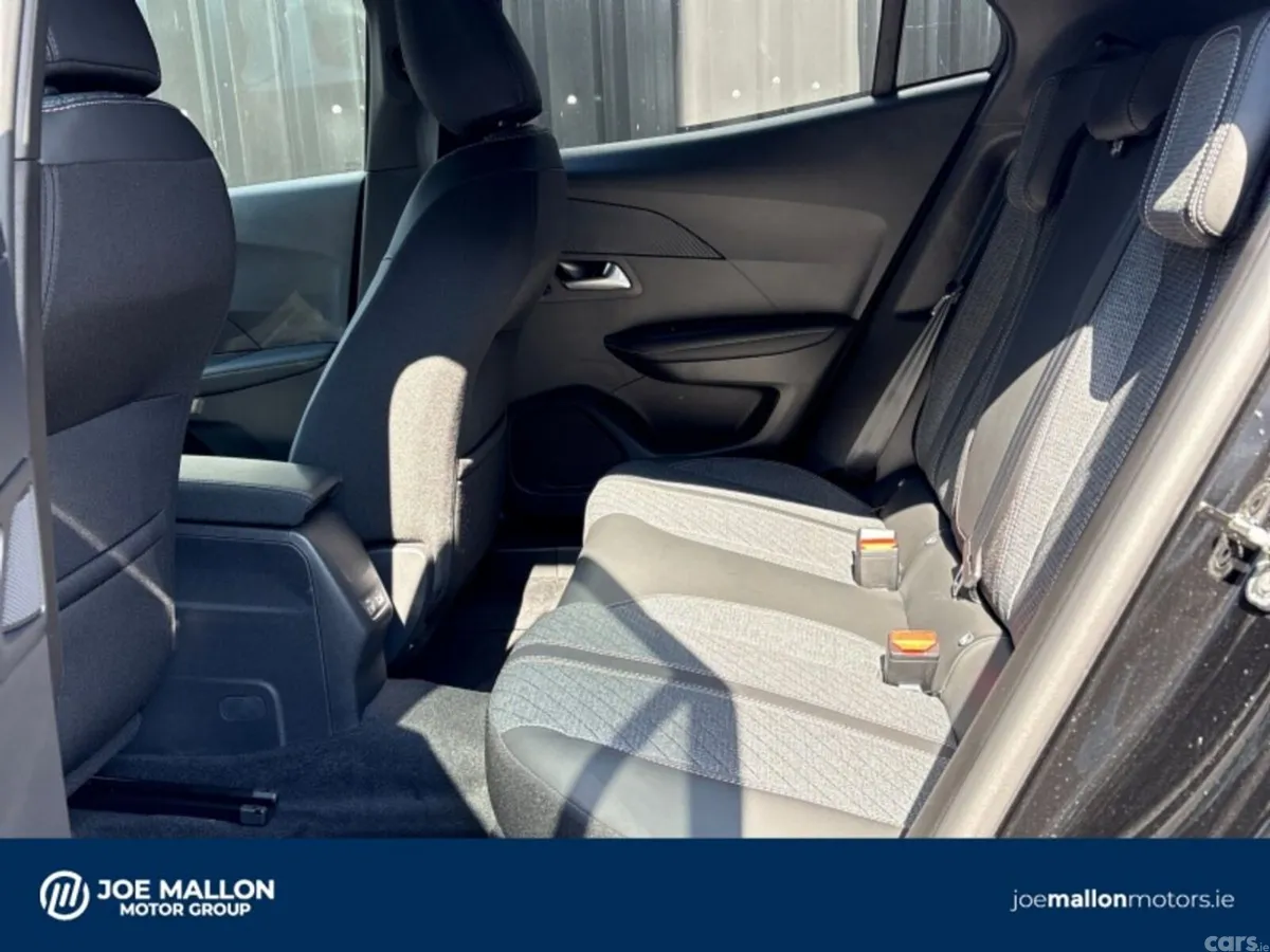 Peugeot 2008 MPV, Petrol Hybrid, 2026, Black