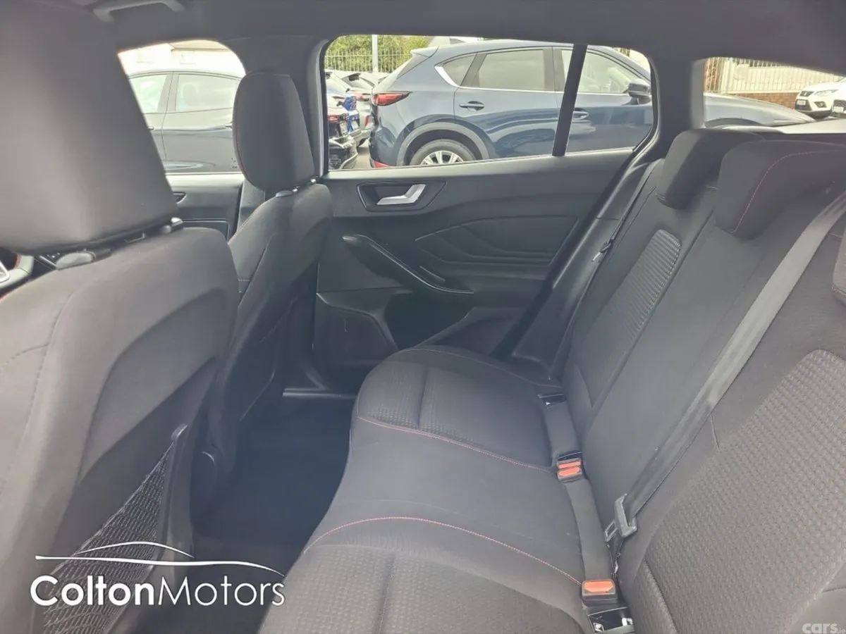 Ford Focus Estate, Petrol, 2023, White