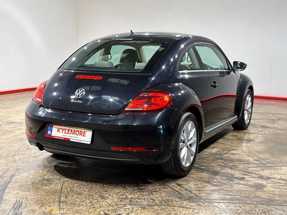 Volkswagen Beetle Hatchback, Petrol, 2017, Black