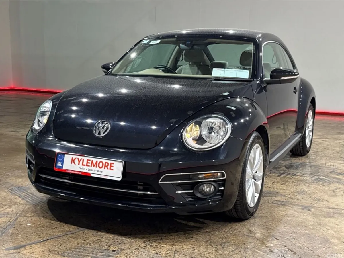 Volkswagen Beetle Hatchback, Petrol, 2017, Black