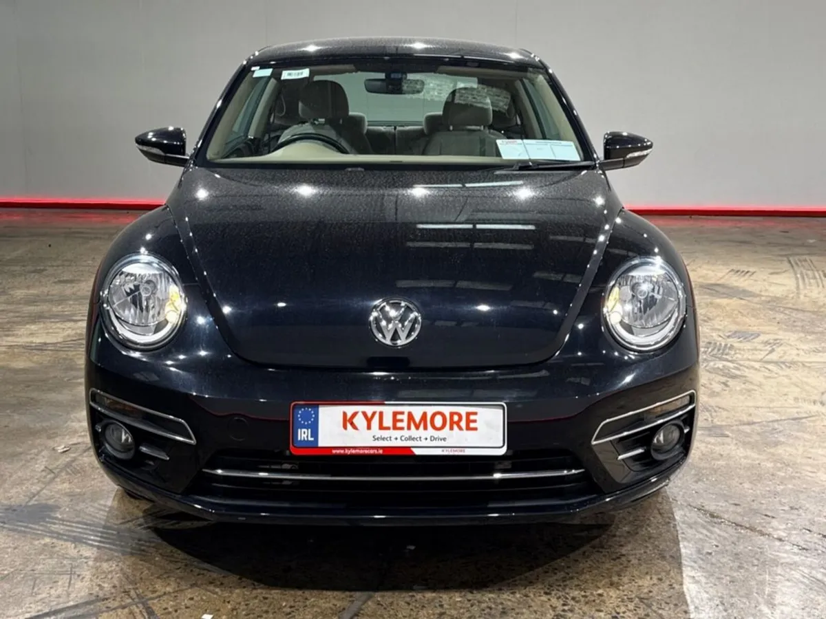 Volkswagen Beetle Hatchback, Petrol, 2017, Black