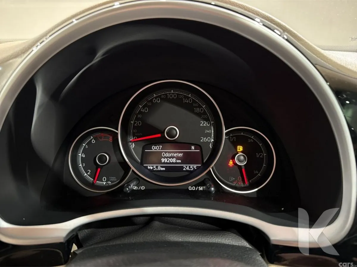Volkswagen Beetle Hatchback, Petrol, 2017, Black