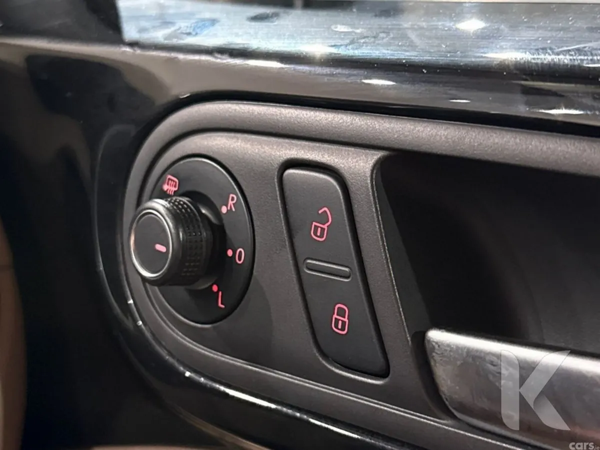 Volkswagen Beetle Hatchback, Petrol, 2017, Black