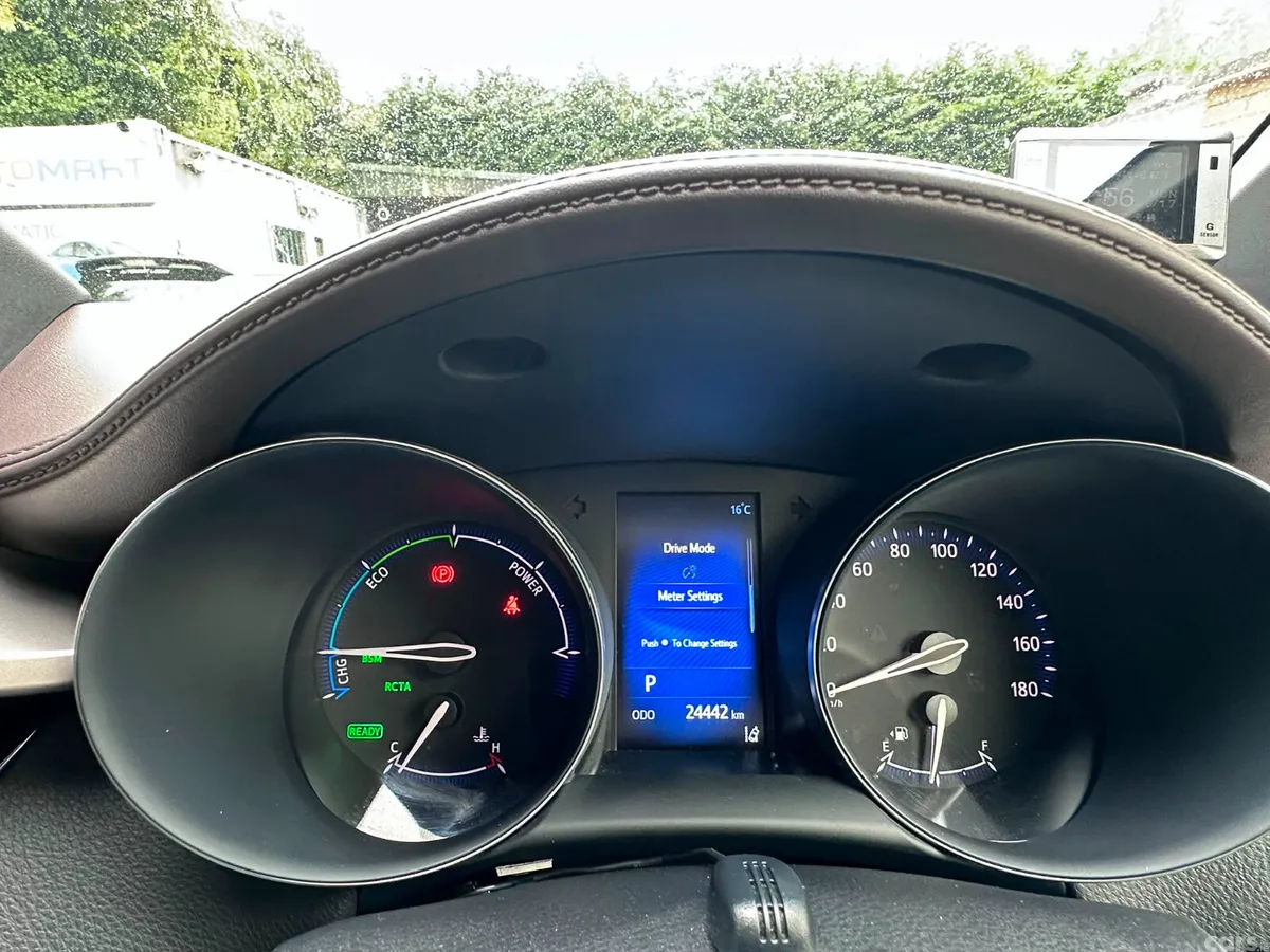 Toyota C-HR SUV, Petrol Hybrid, 2018, White