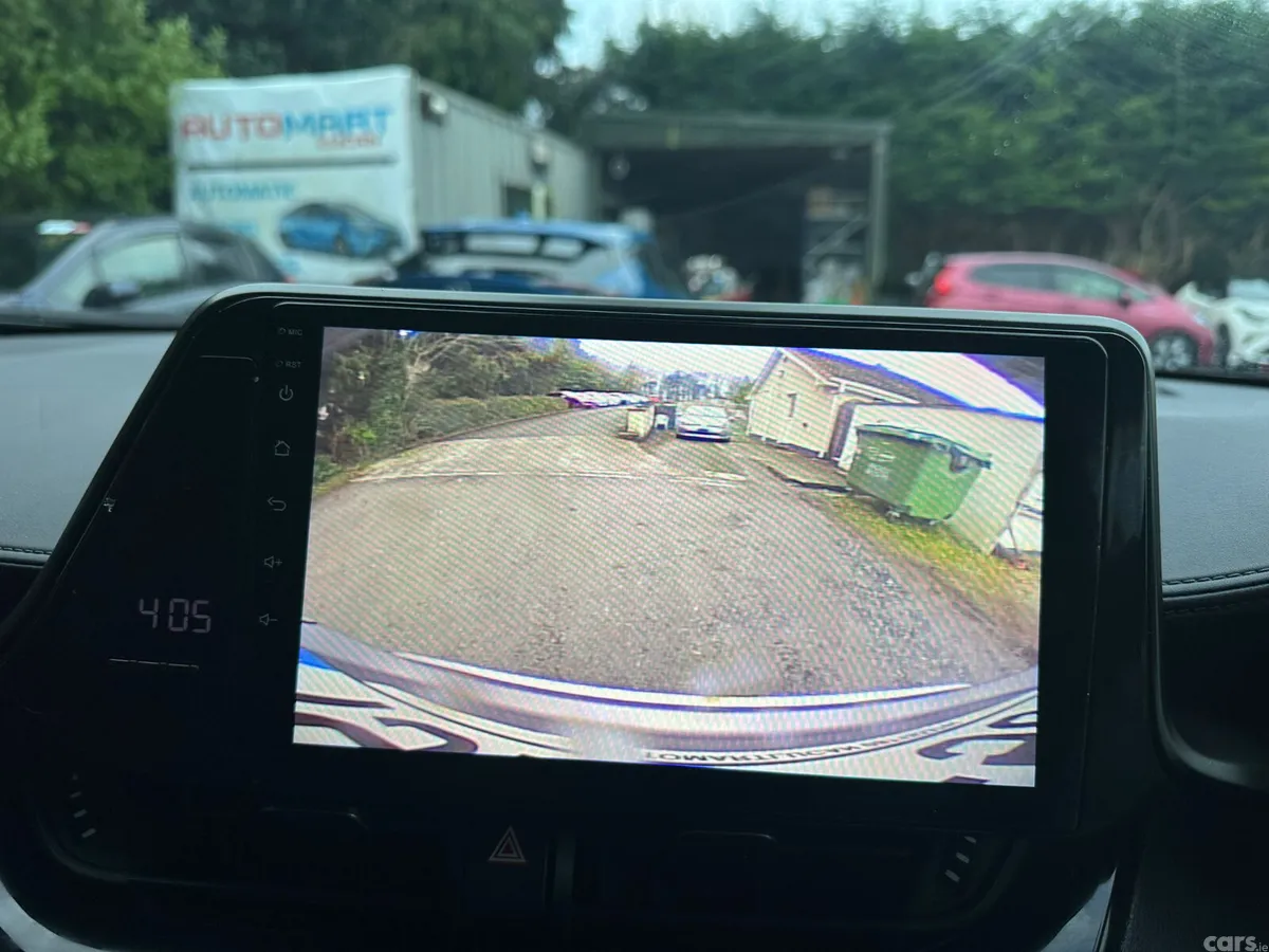 Toyota C-HR SUV, Petrol Hybrid, 2018, White