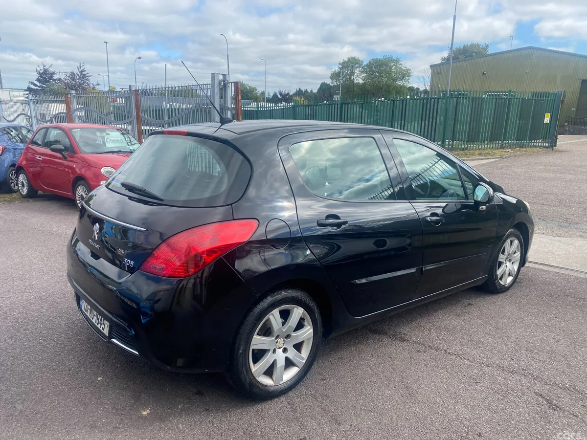 Peugeot 308 Hatchback, Diesel, 2013, Black