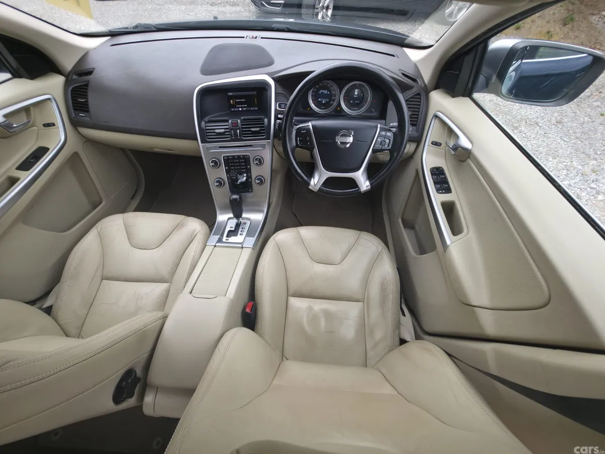 Volvo XC60 SUV, Diesel, 2011, Blue
