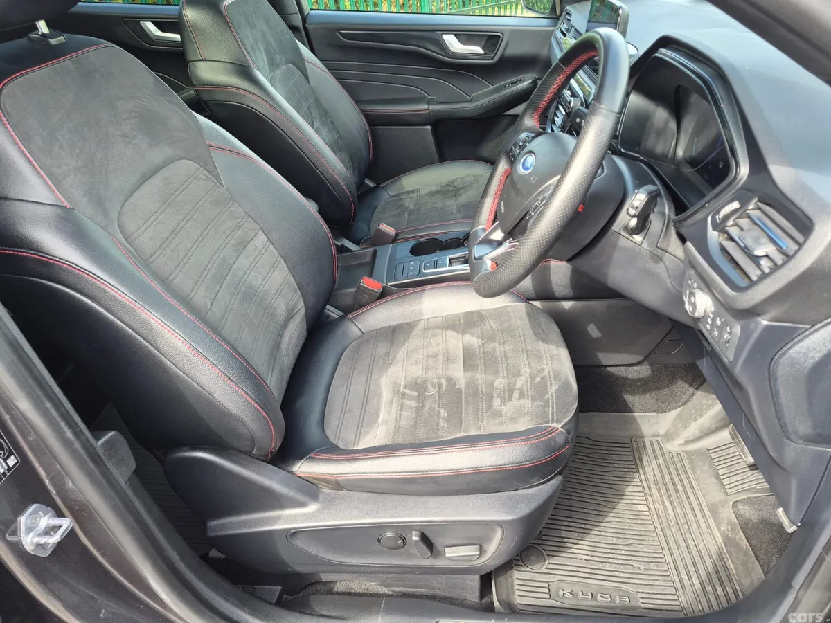 Ford Kuga SUV, Petrol Plug-in Hybrid, 2022, Grey