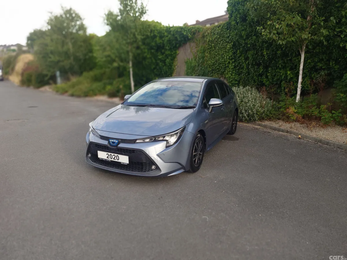 Toyota Corolla Saloon, Petrol Hybrid, 2020, Grey