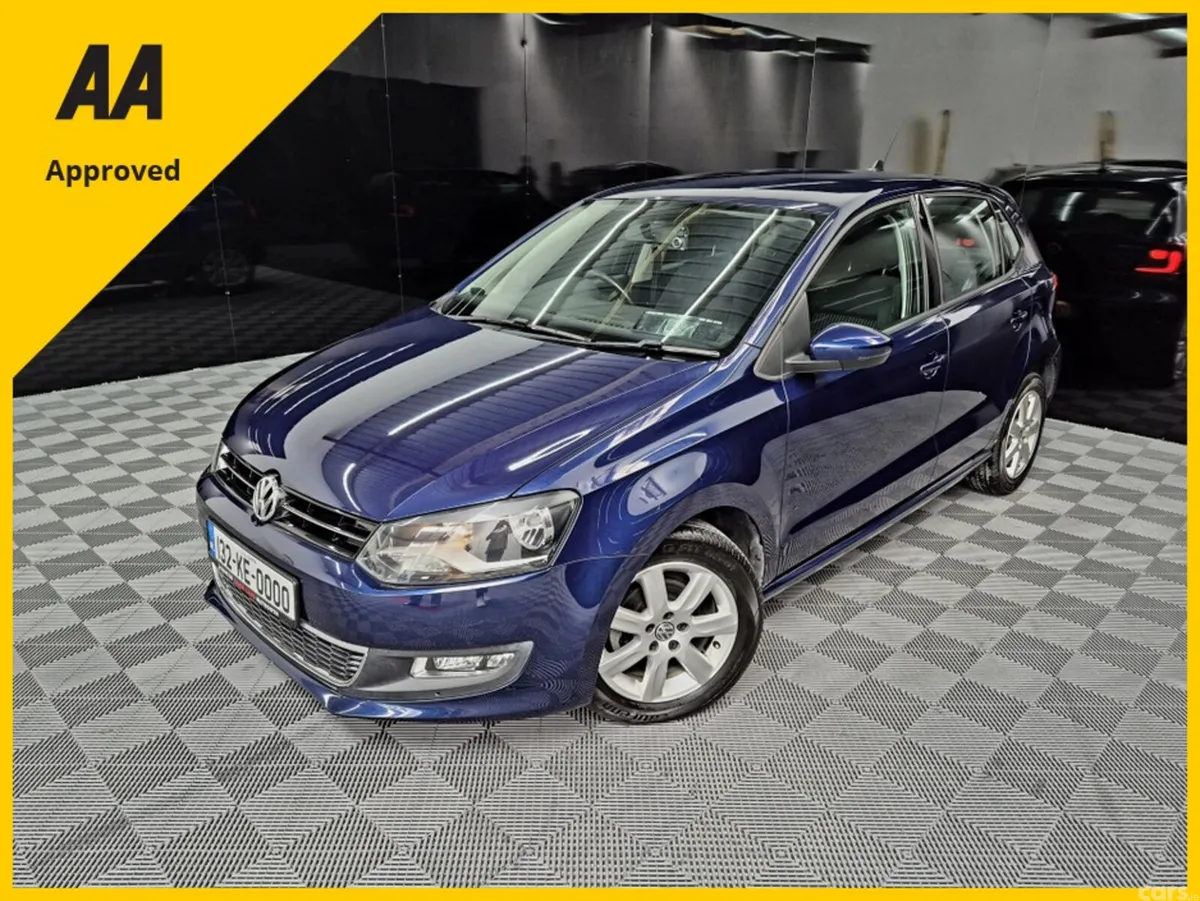 Volkswagen Polo Hatchback, Petrol, 2013, Blue