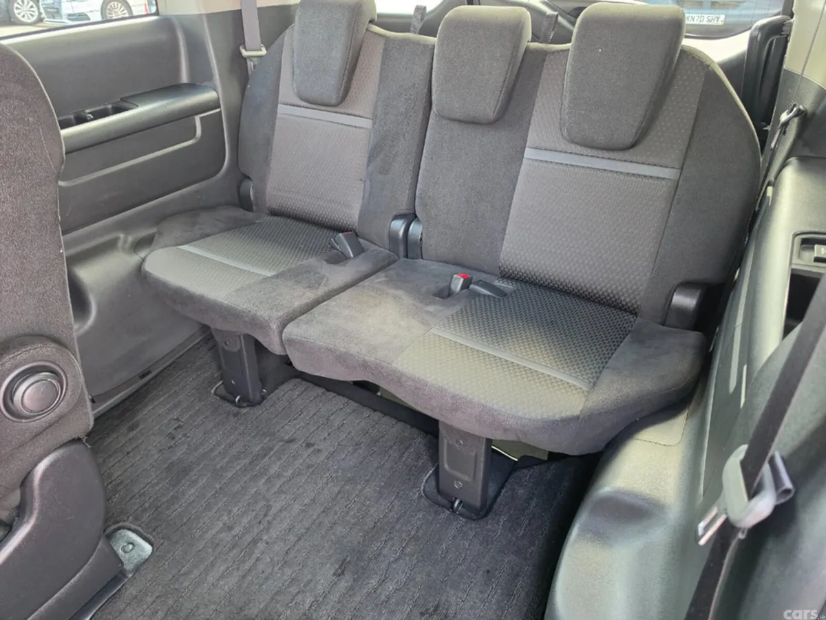 Honda Stepwagon MPV, Petrol Hybrid, 2017, Black