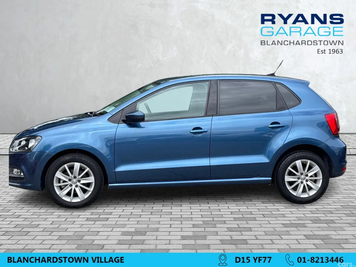 Volkswagen Polo Hatchback, Petrol, 2017, Blue