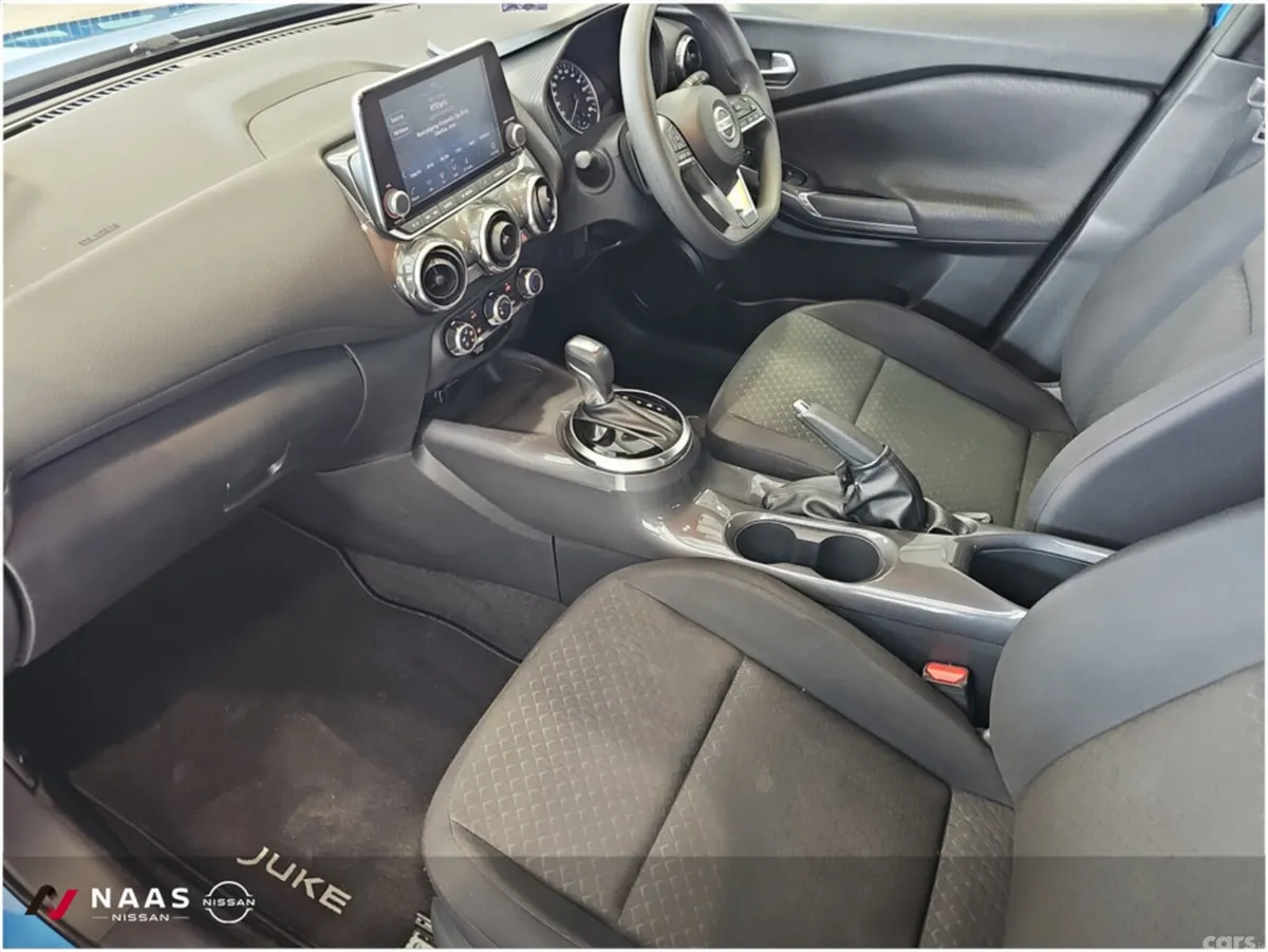 Nissan Juke MPV, Petrol, 2020, Blue