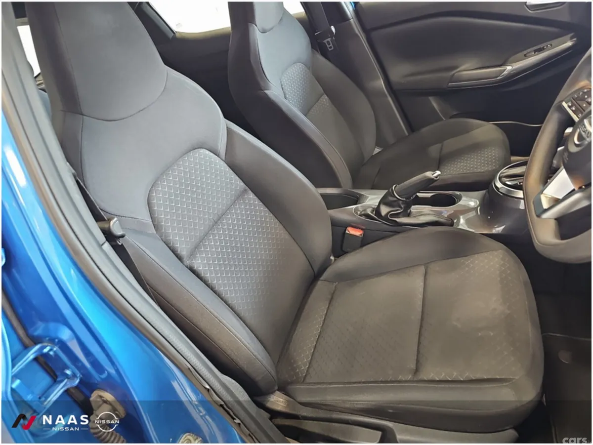 Nissan Juke MPV, Petrol, 2020, Blue