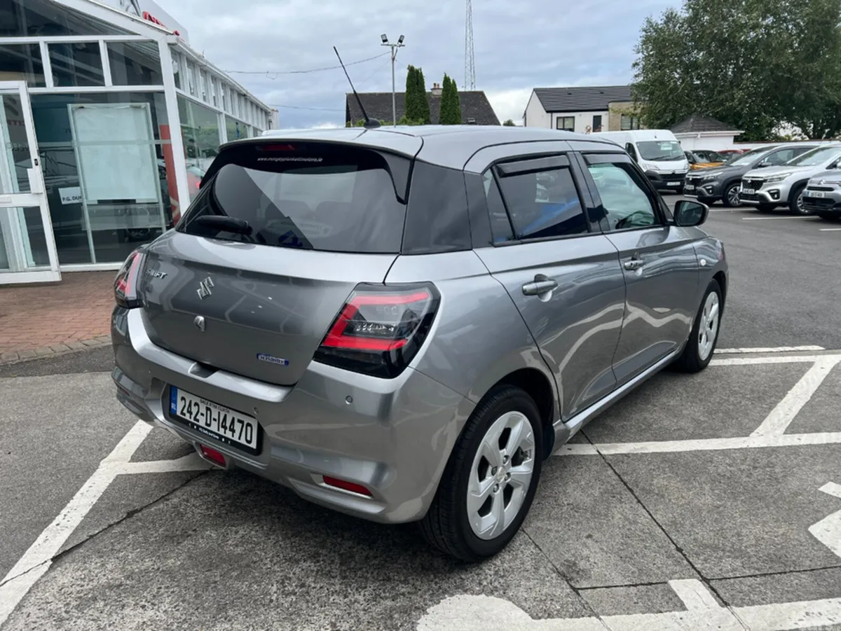 Suzuki Swift Hatchback, Petrol Hybrid, 2024, Grey