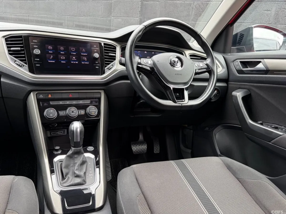 Volkswagen T-Roc SUV, Diesel, 2021, Red