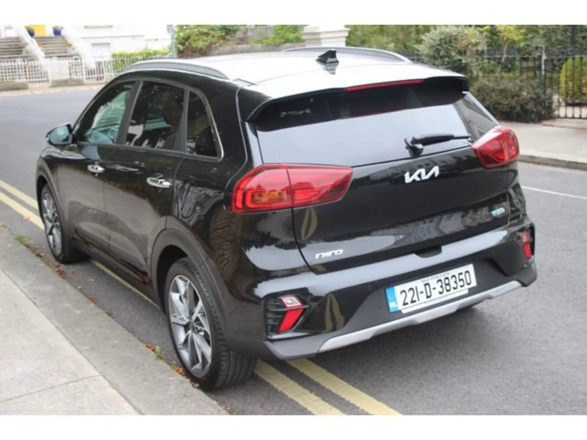 Kia Niro Estate, Petrol Hybrid, 2022, Black