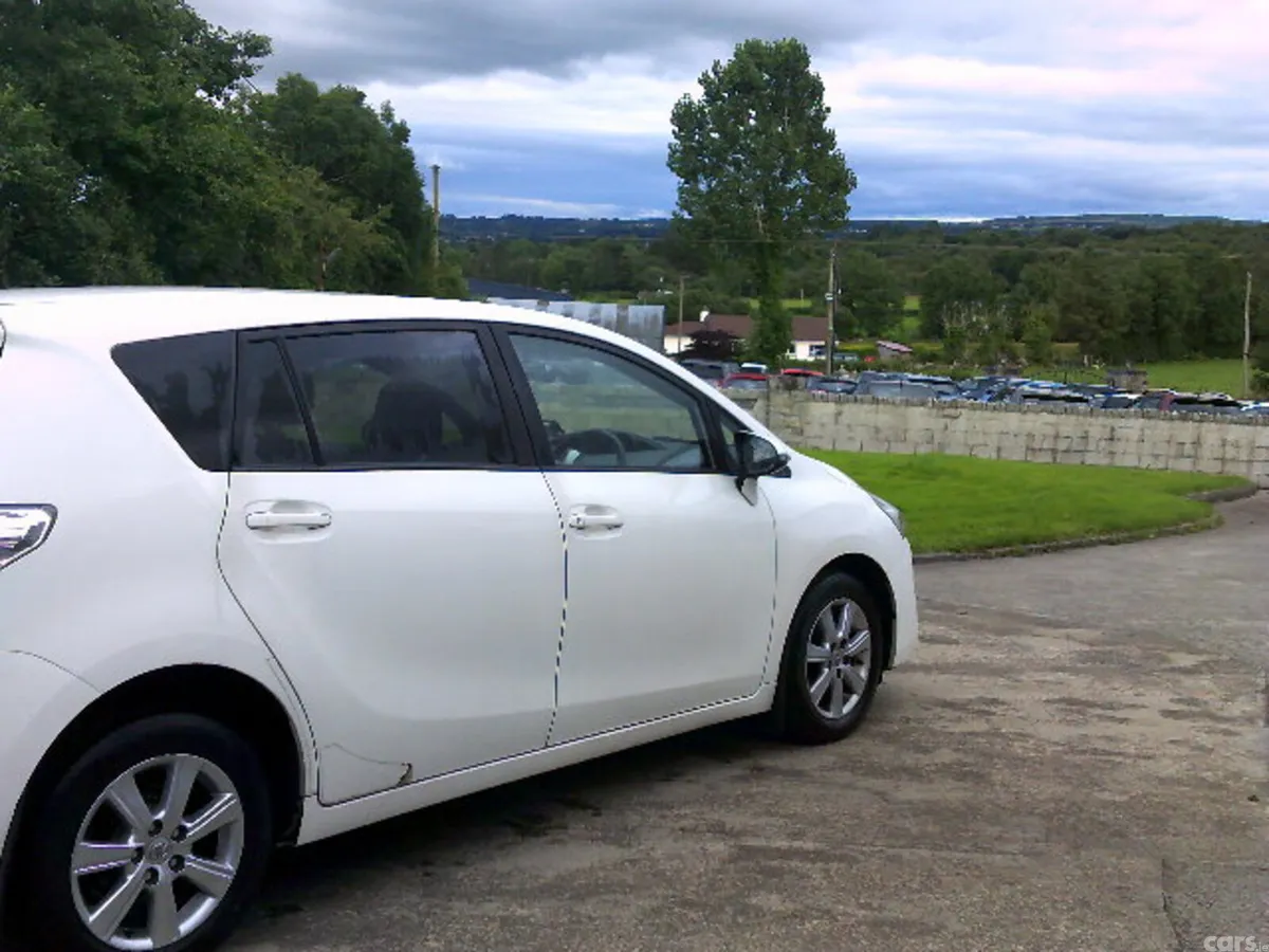 Toyota Verso MPV, Diesel, 2015, White