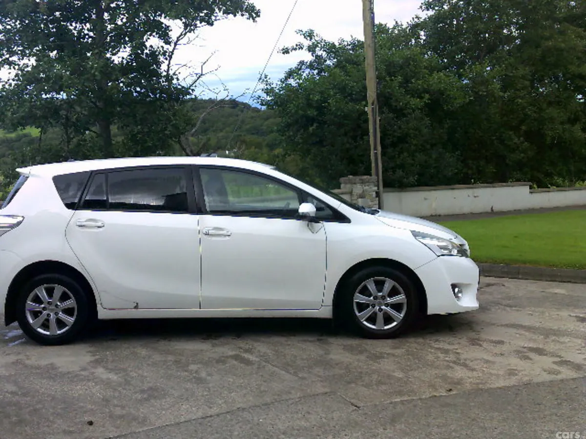Toyota Verso MPV, Diesel, 2015, White