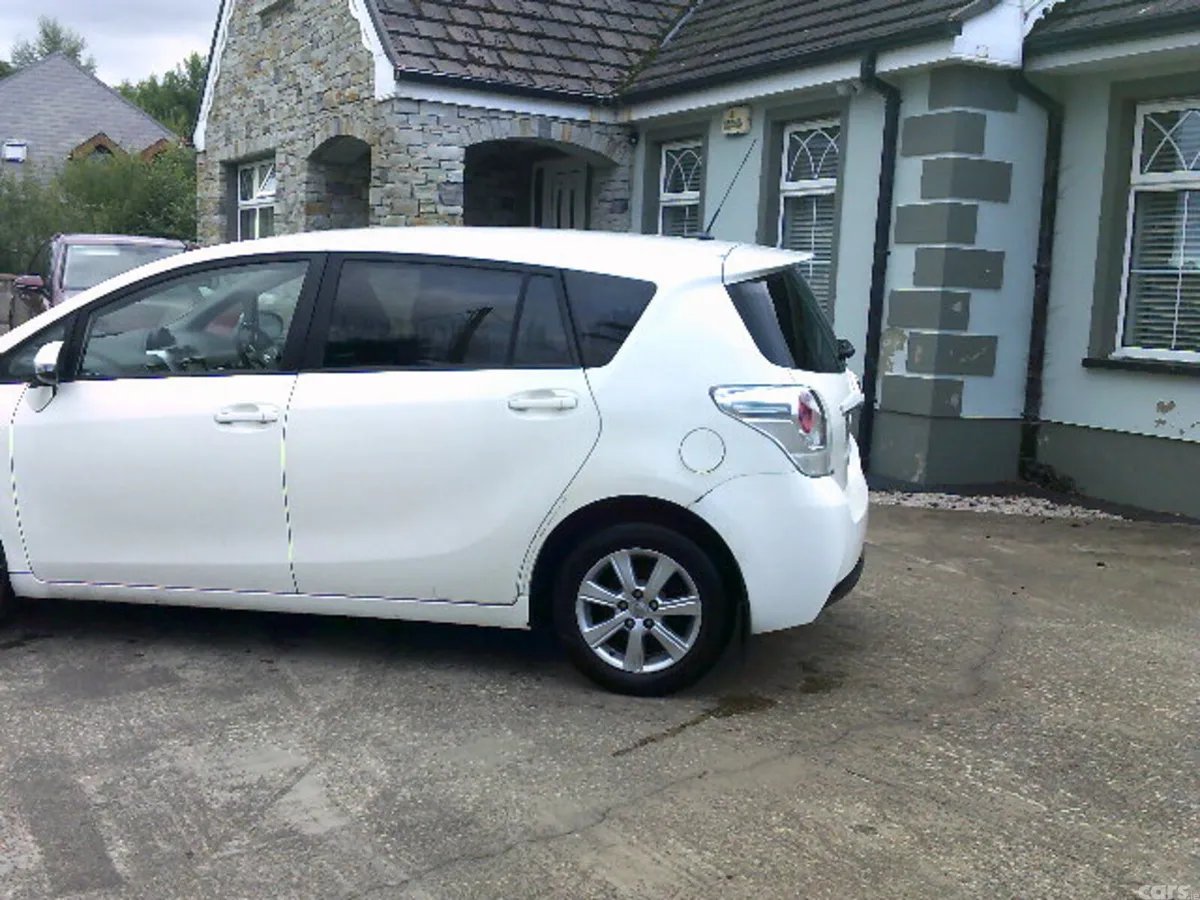 Toyota Verso MPV, Diesel, 2015, White