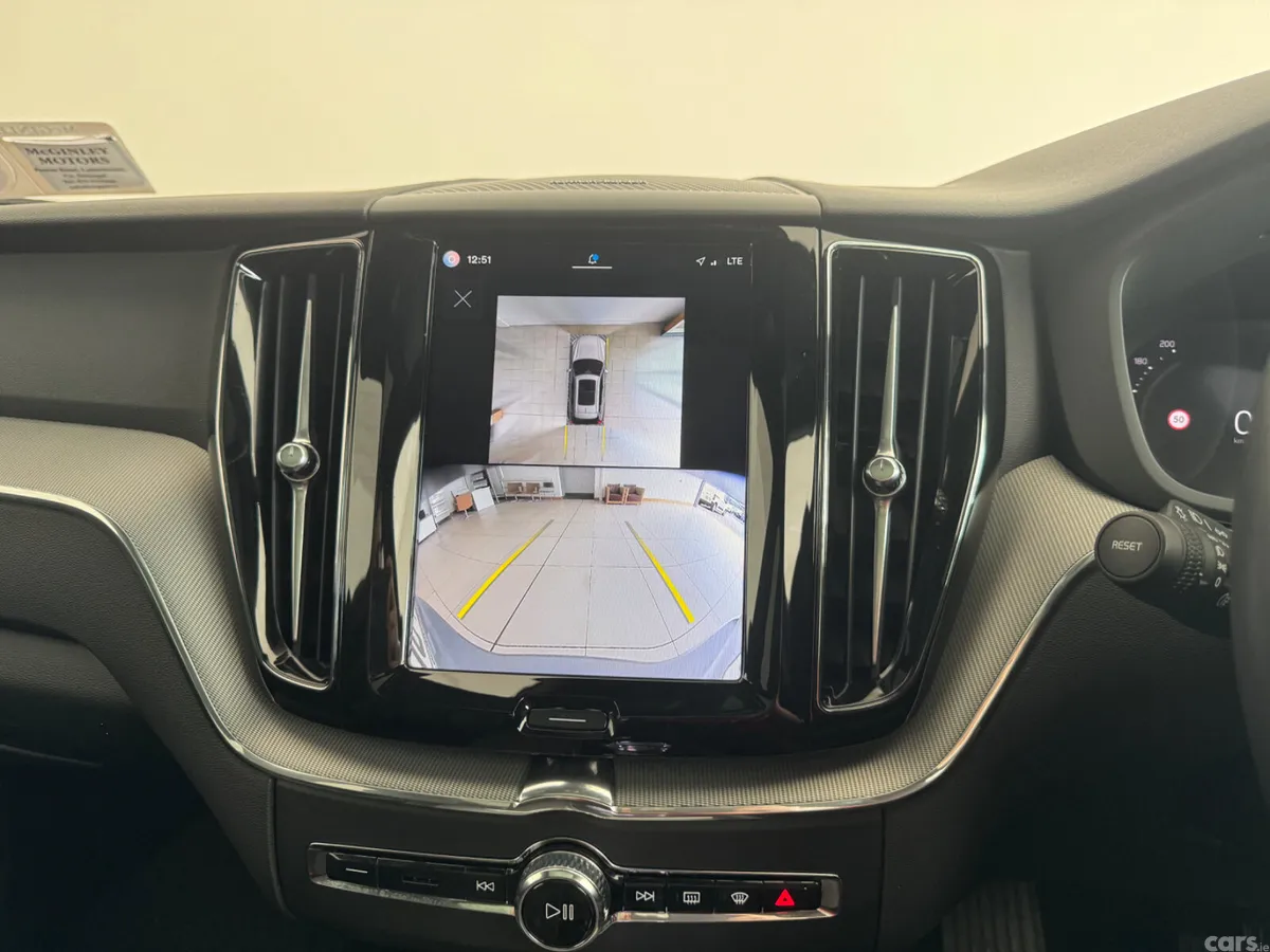 Volvo XC60 SUV, Petrol Plug-in Hybrid, 2025, Grey