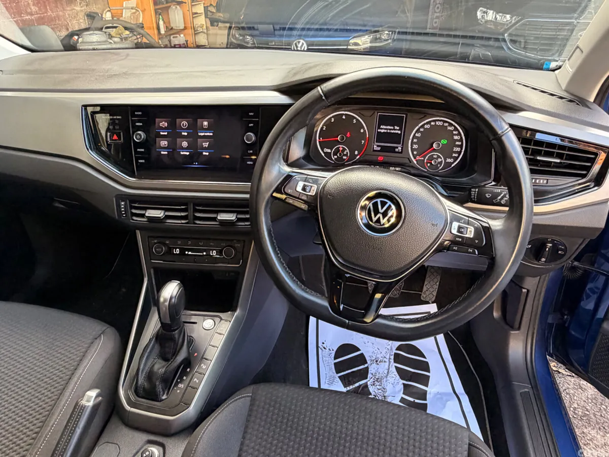Volkswagen Polo Hatchback, Petrol, 2021, Blue