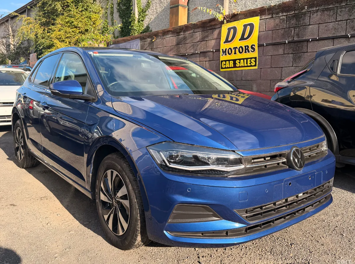 Volkswagen Polo Hatchback, Petrol, 2021, Blue
