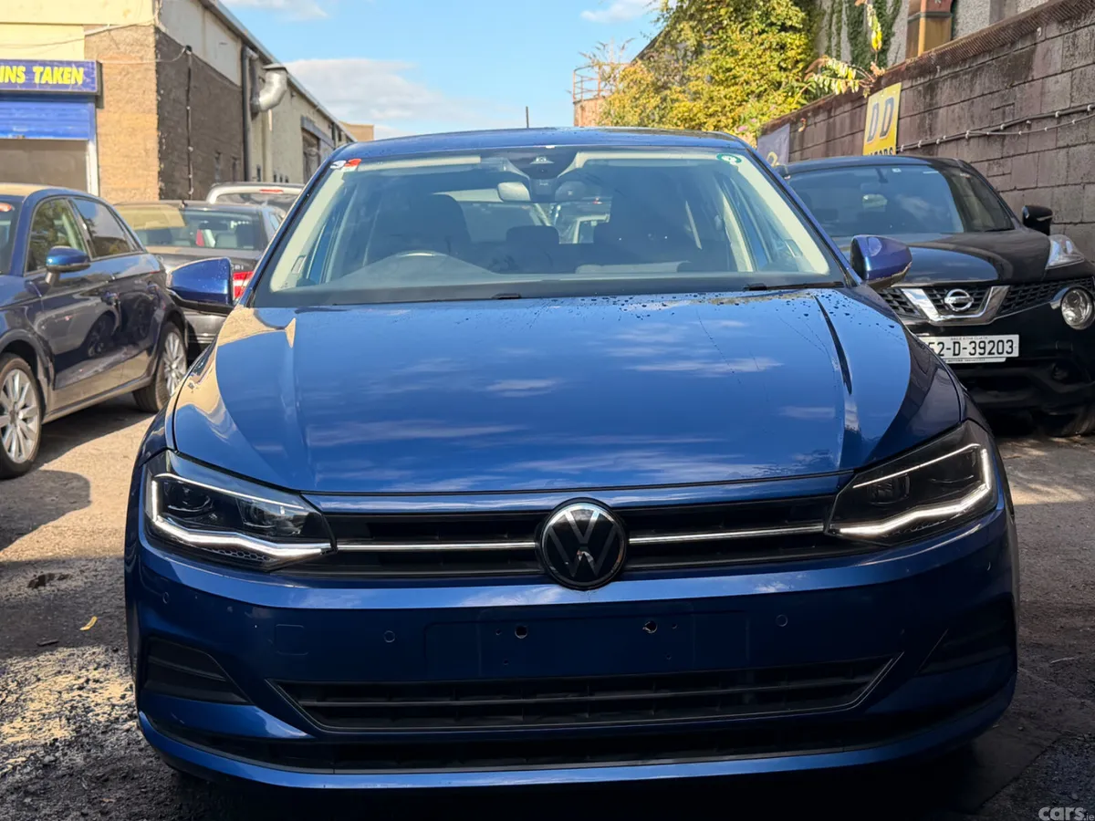 Volkswagen Polo Hatchback, Petrol, 2021, Blue