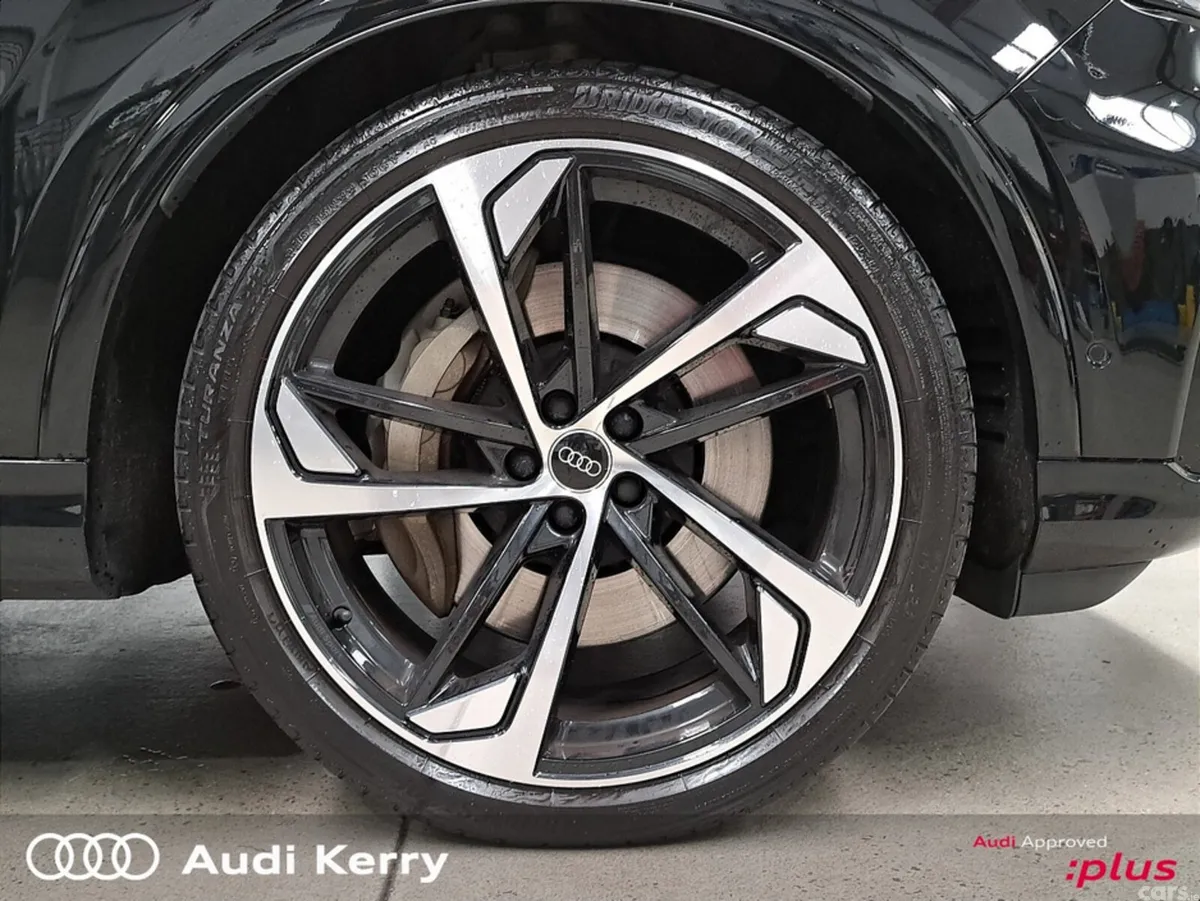 Audi Q7 SUV, Petrol Hybrid, 2023, Black