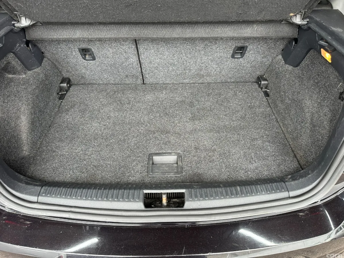 Volkswagen Polo Hatchback, Diesel, 2015, Black