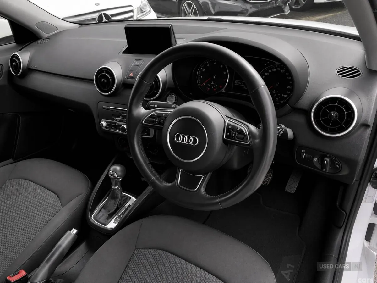 Audi A1 , Petrol, 2015, White