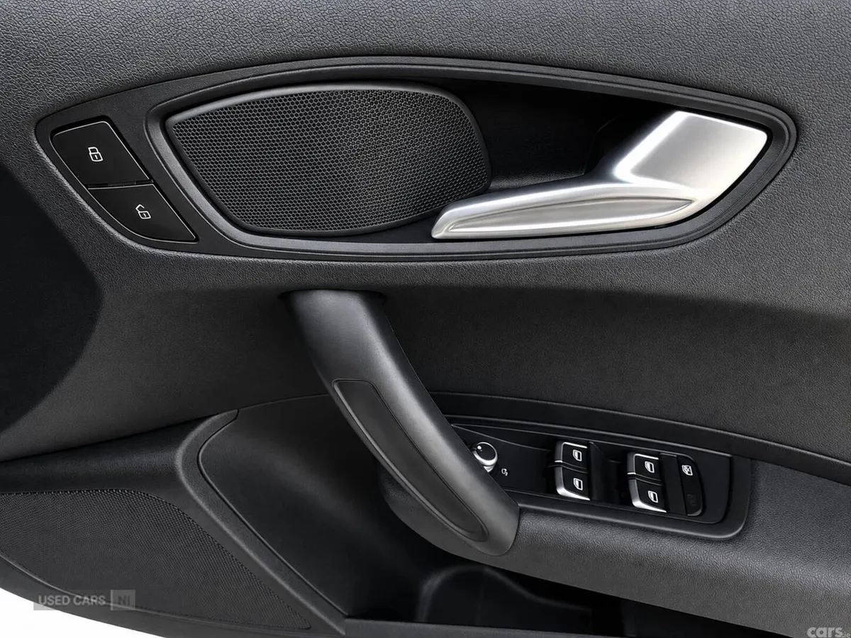 Audi A1 , Petrol, 2015, White