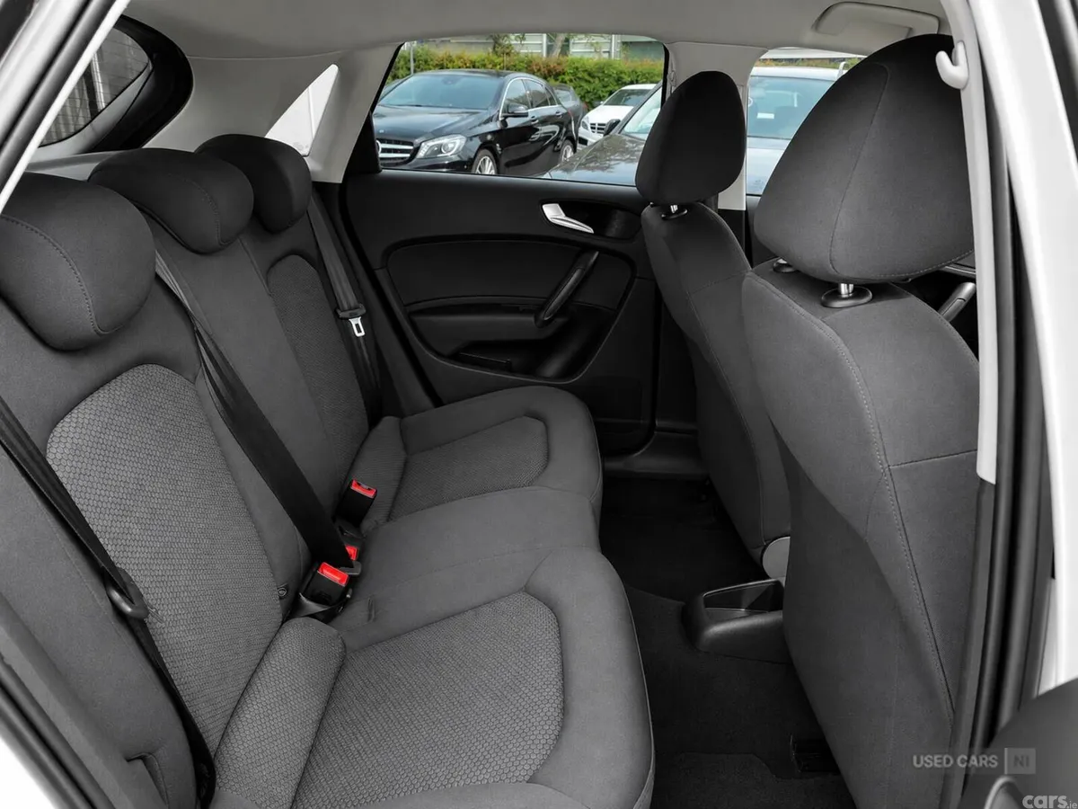Audi A1 , Petrol, 2015, White