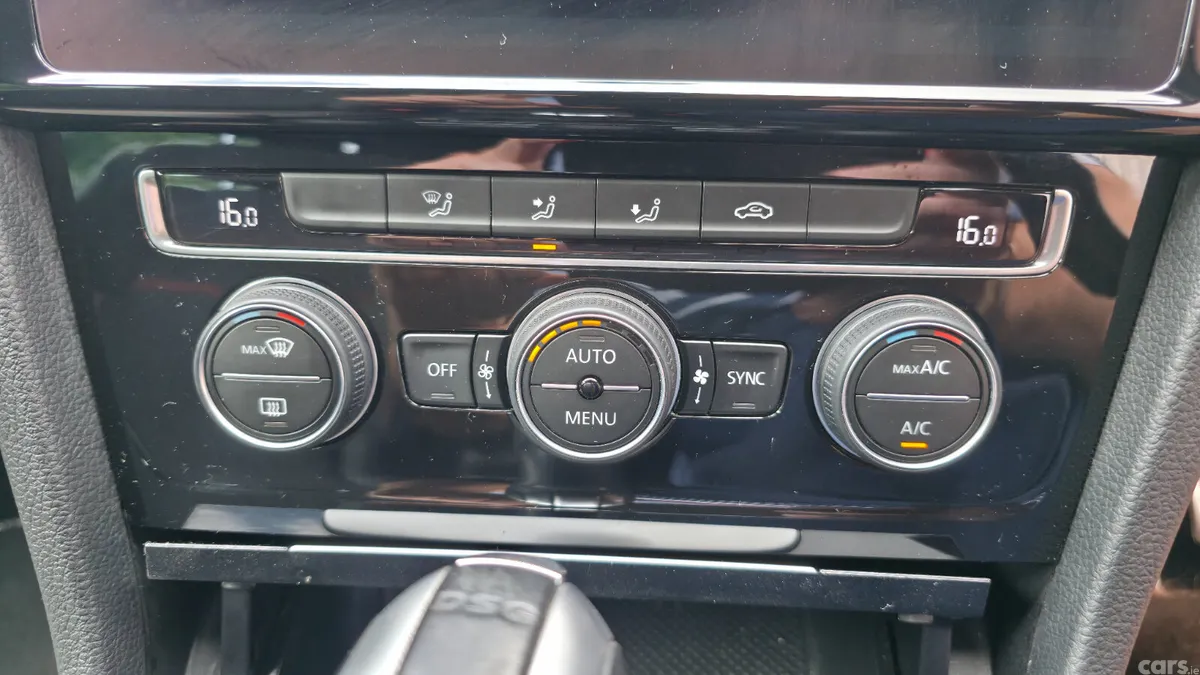 Volkswagen Golf Hatchback, Petrol, 2019, Grey