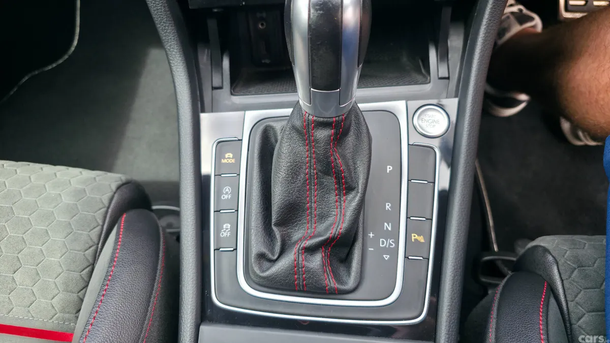 Volkswagen Golf Hatchback, Petrol, 2019, Grey