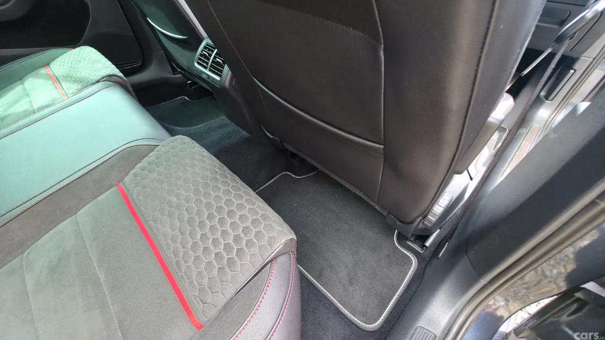 Volkswagen Golf Hatchback, Petrol, 2019, Grey