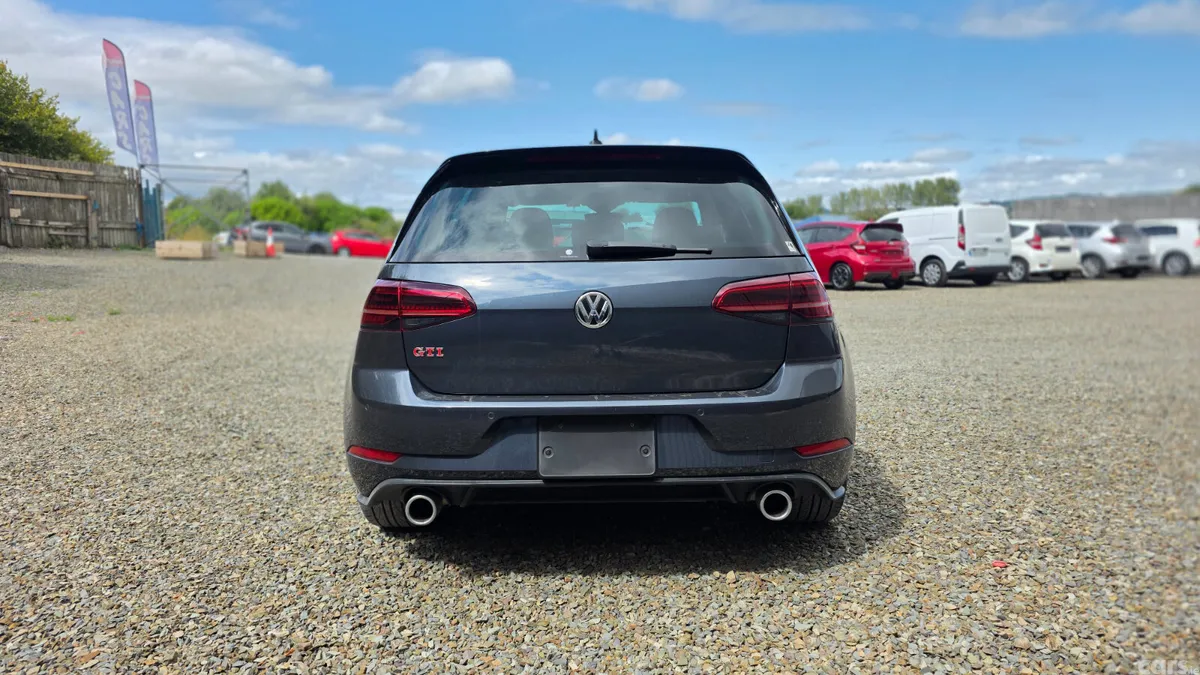 Volkswagen Golf Hatchback, Petrol, 2019, Grey