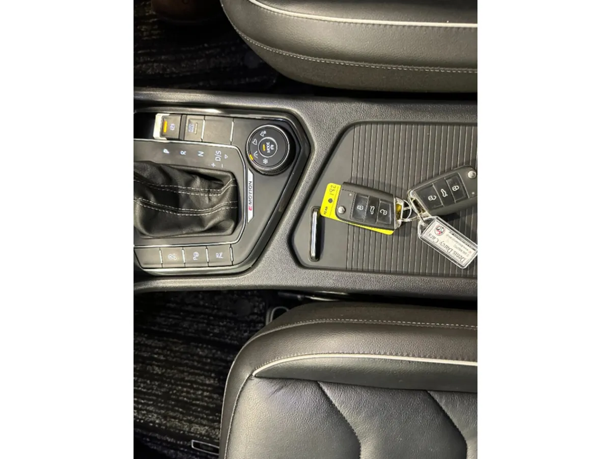 Volkswagen Tiguan SUV, Diesel, 2018, White
