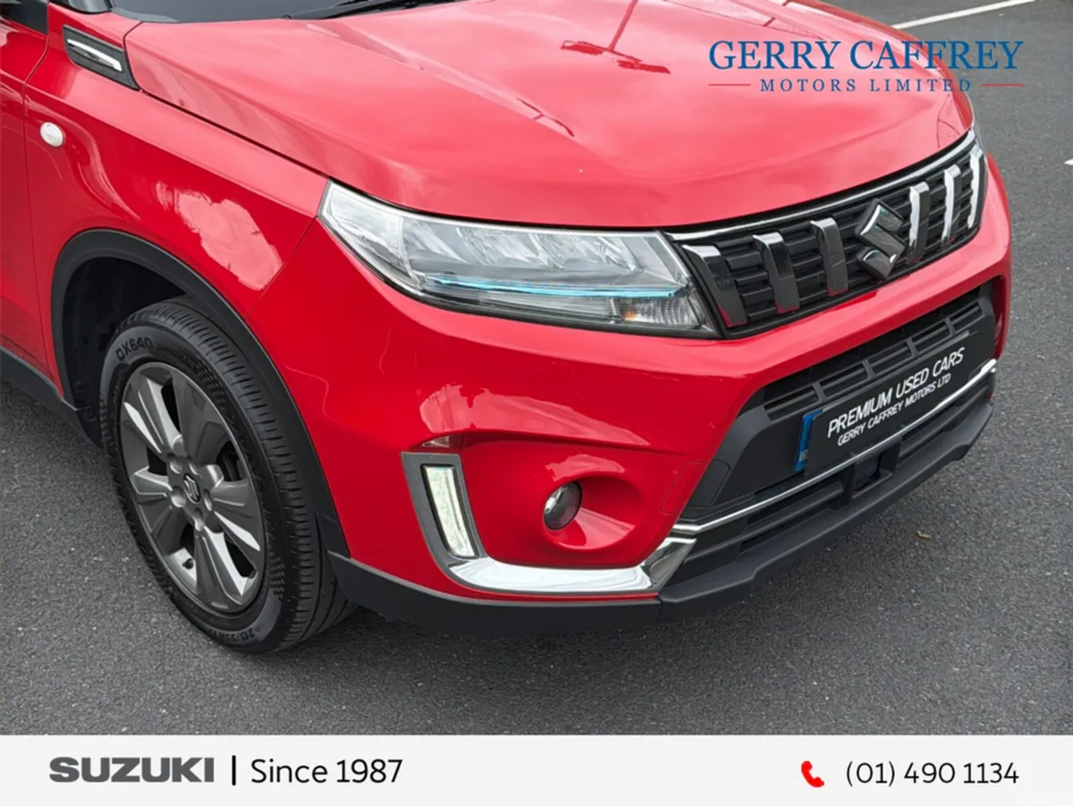 Suzuki Vitara SUV, Petrol Hybrid, 2023, Red