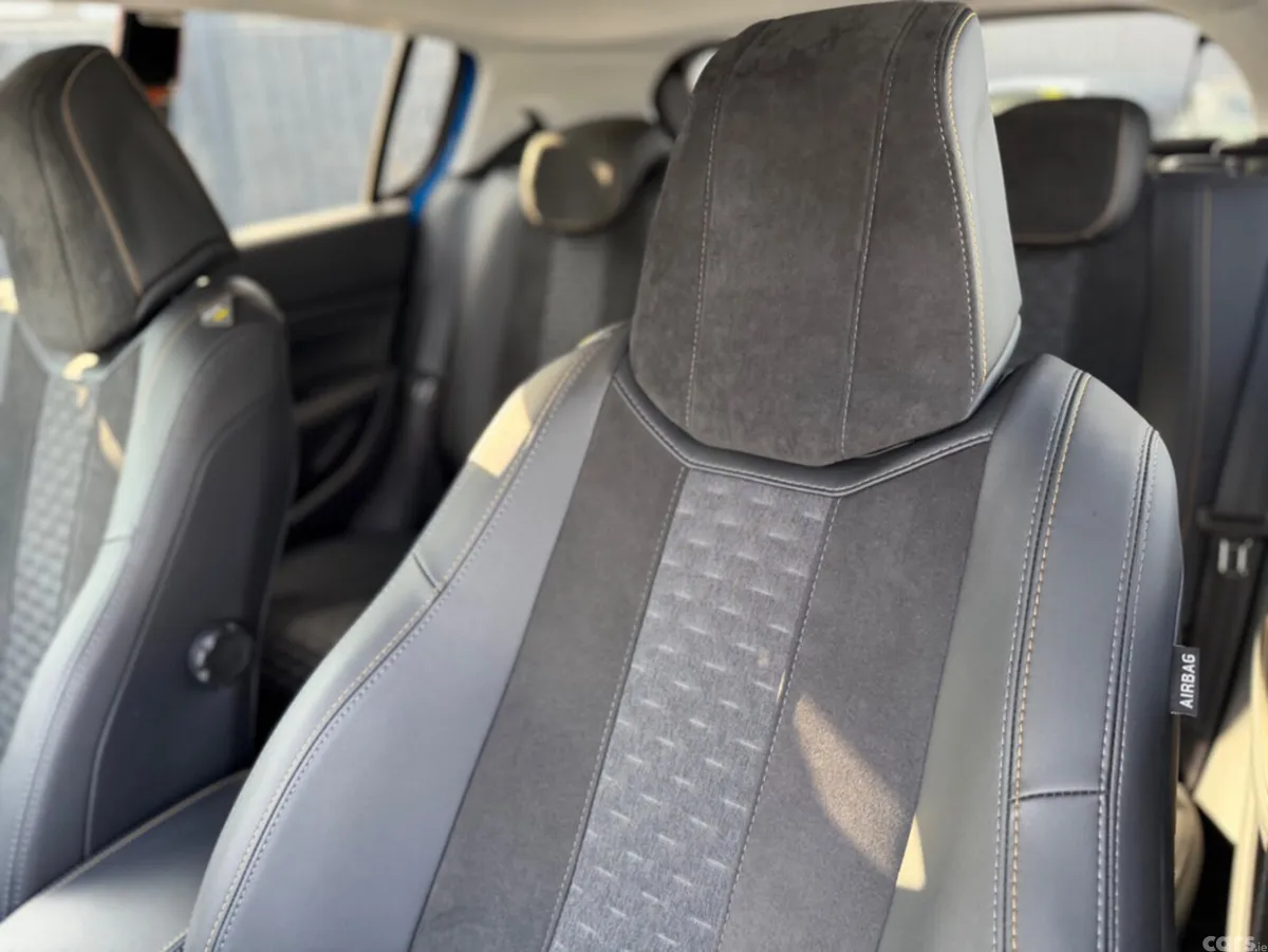 Peugeot 308 Hatchback, Diesel, 2021, Blue