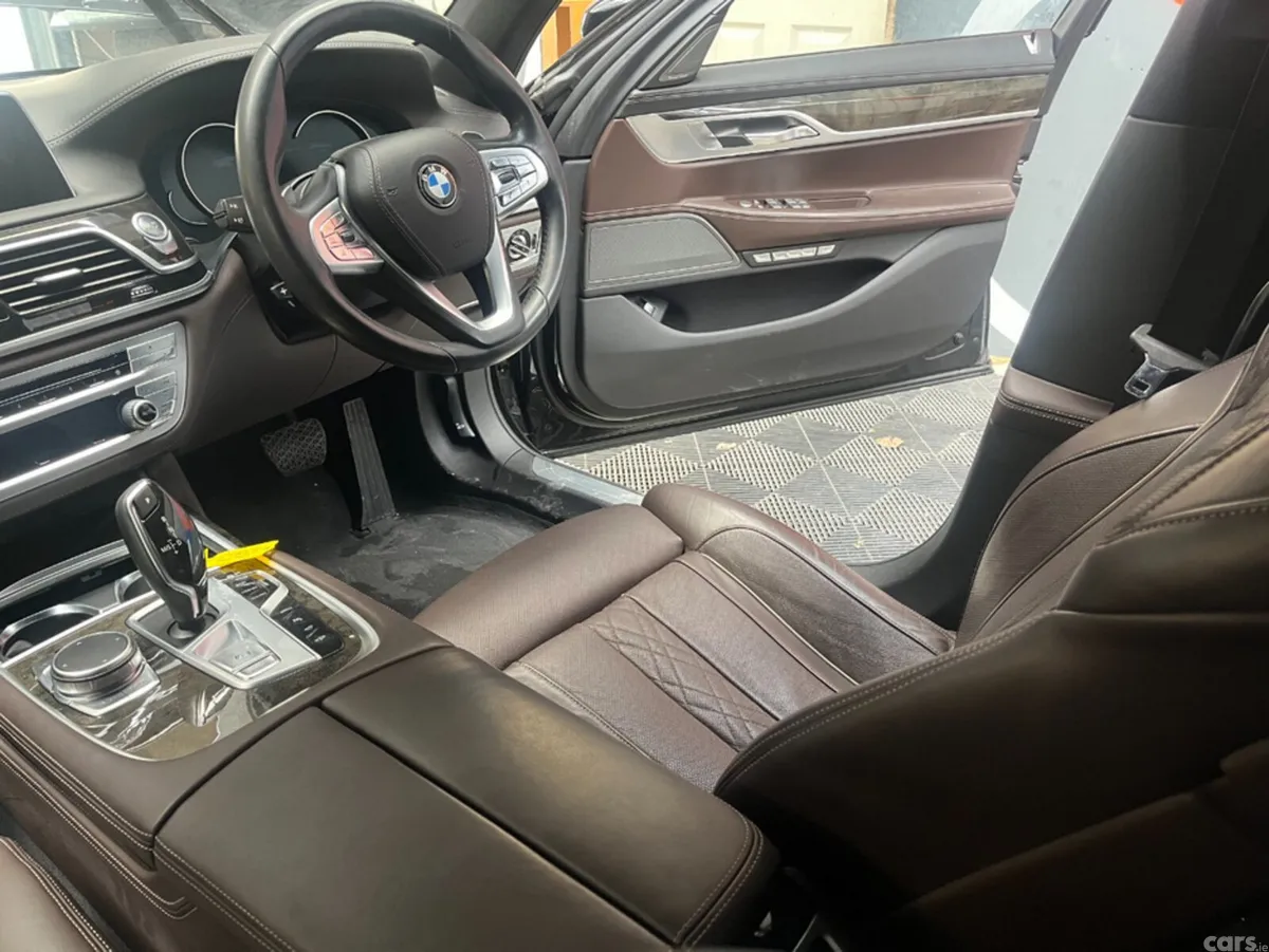 BMW 7-Series Saloon, Petrol, 2016, Black
