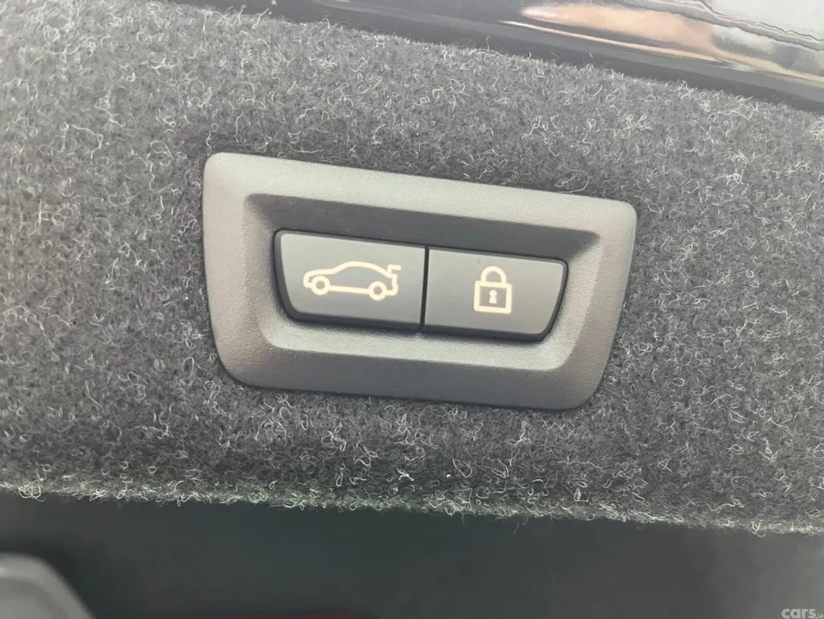 BMW 3-Series Saloon, Petrol, 2017, Black
